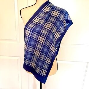 Plaid scarf